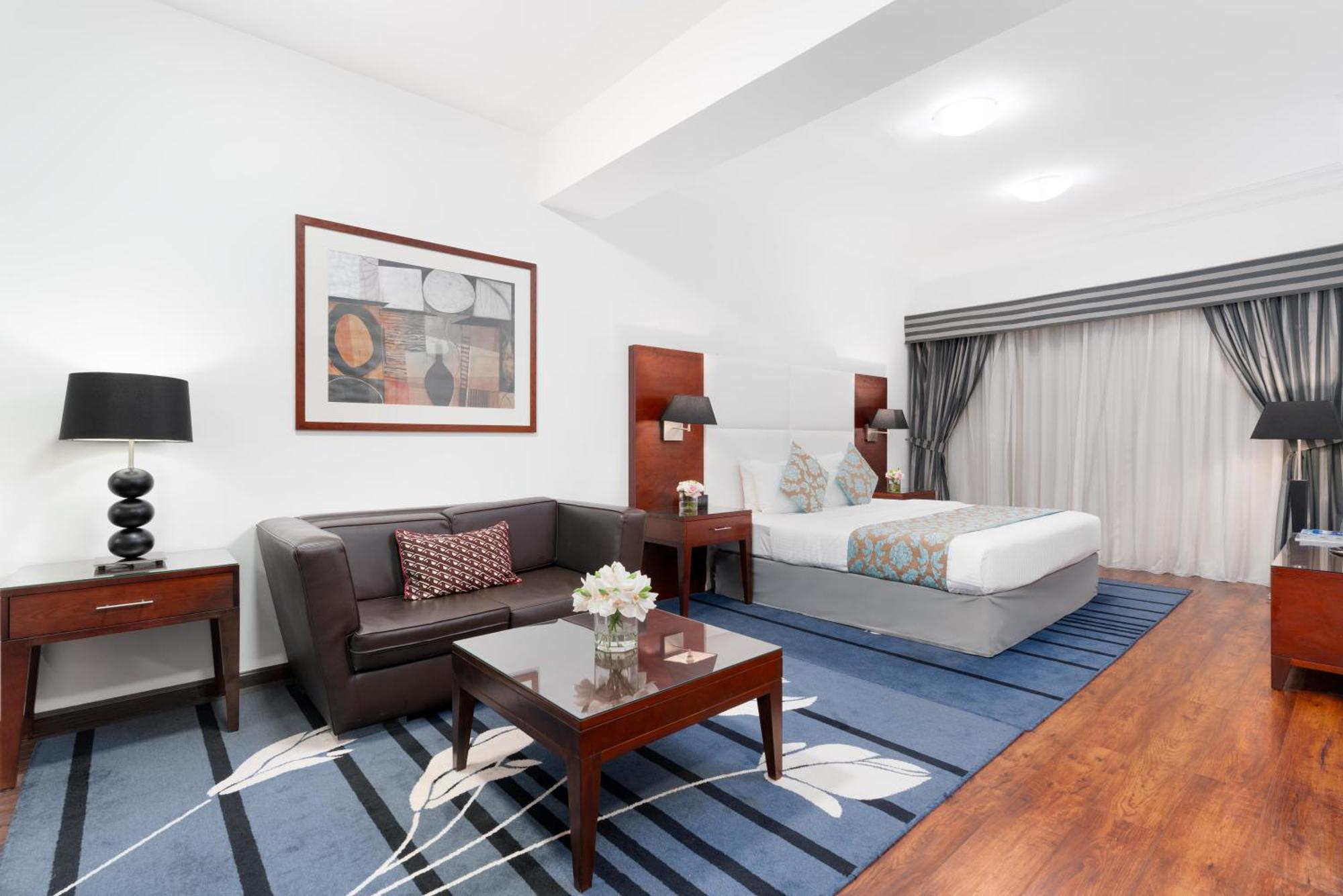 Golden Sands & Residences Hotel 4*